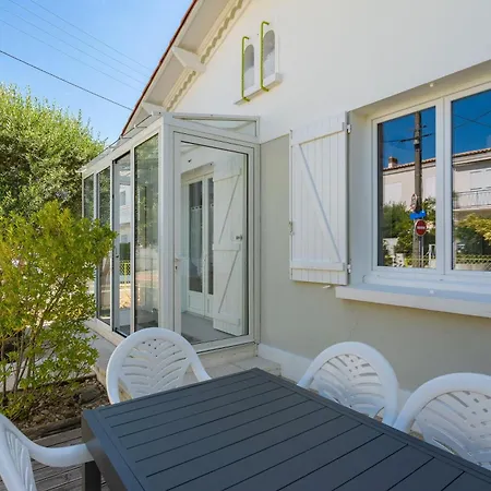 Maison Individuelle, Centre *